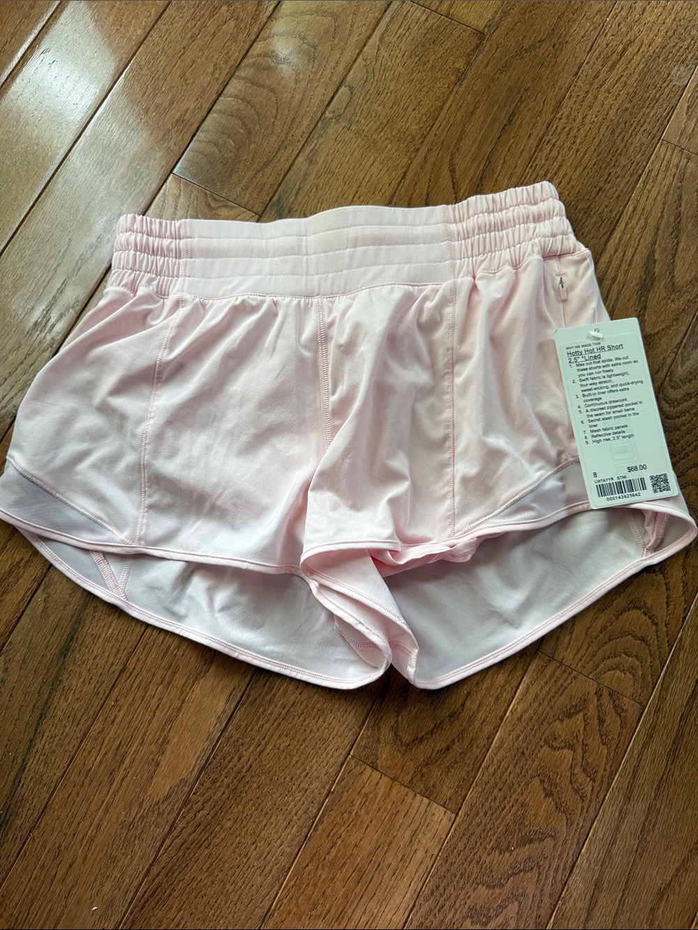 lululemon athletica - hotty hot HR short 2.5” - strawberry milkshake